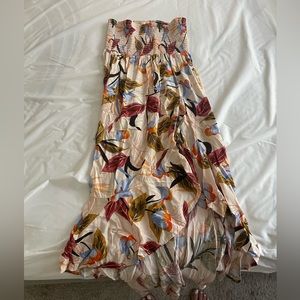 L Space cover up flower print. Worn once. Great condition.